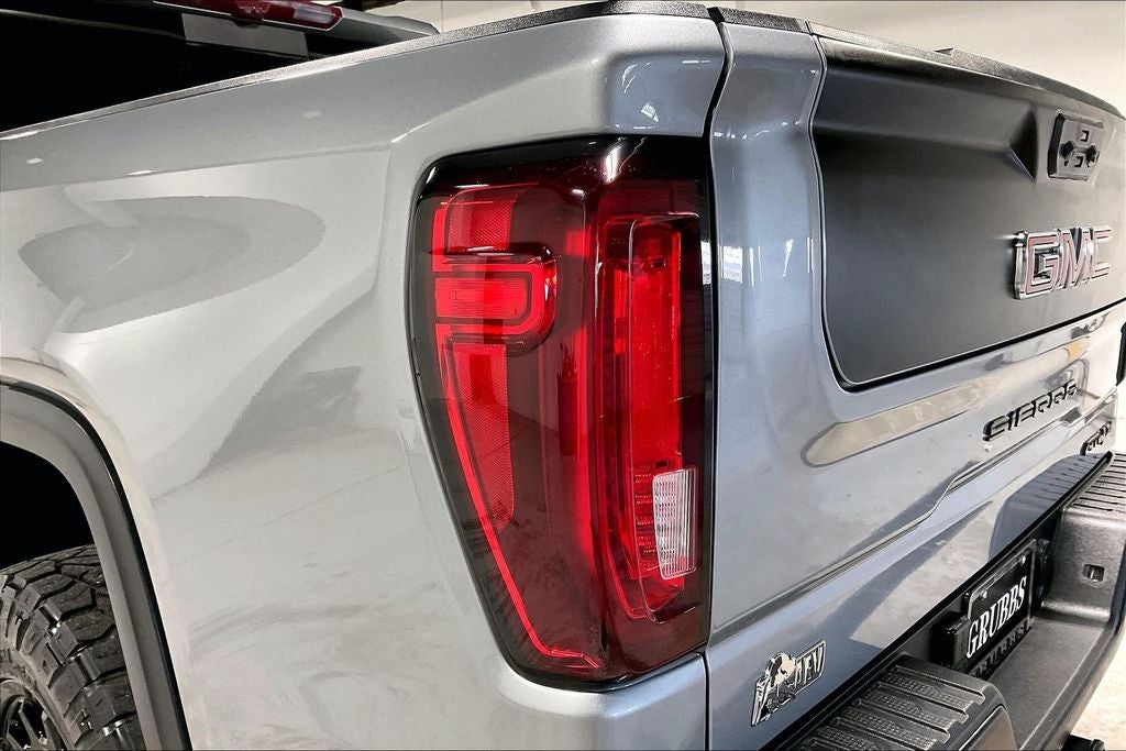 2024 GMC Sierra 1500 4WD Crew Cab Short Box AT4X