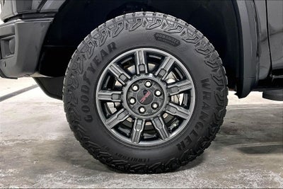 2024 GMC Sierra 1500 4WD Crew Cab Short Box AT4X