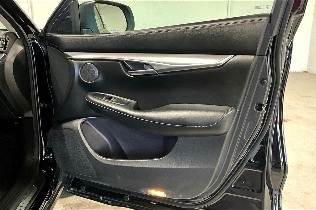 2024 INFINITI QX50 LUXE