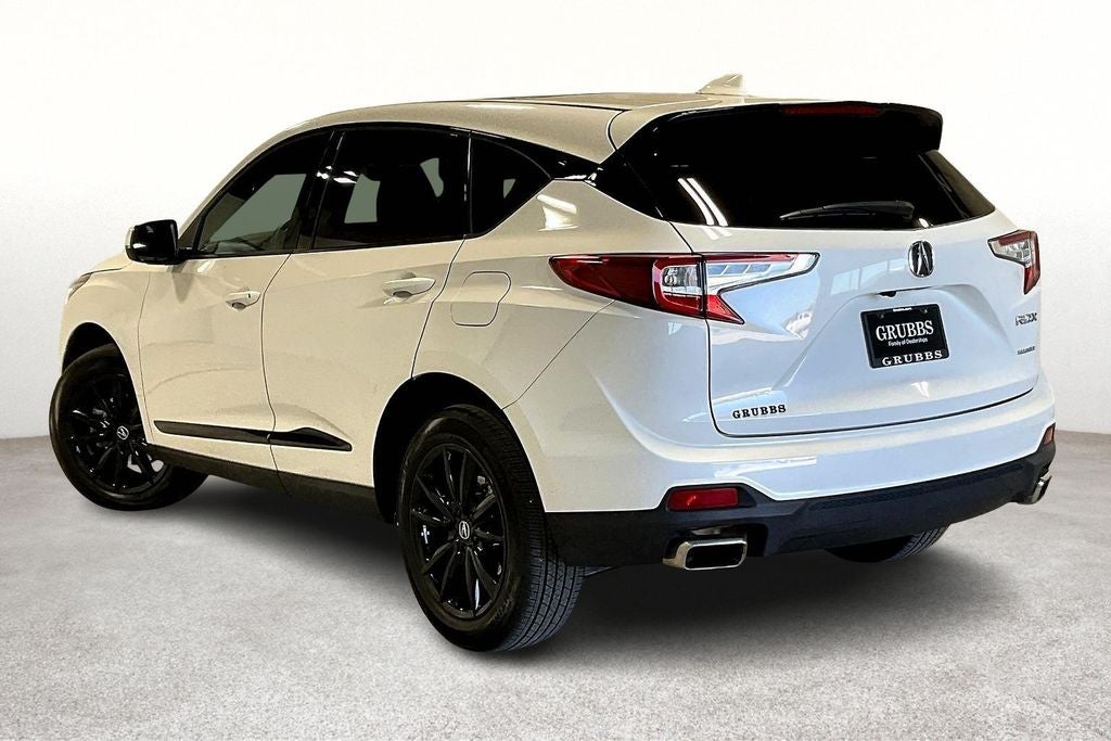 2025 Acura RDX Standard
