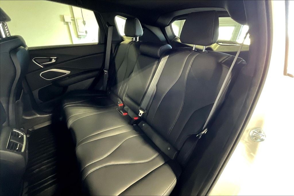 2025 Acura RDX Standard