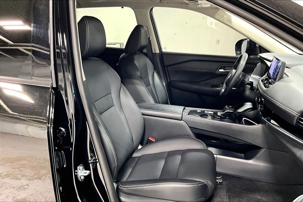 2024 Nissan Rogue SL FWD