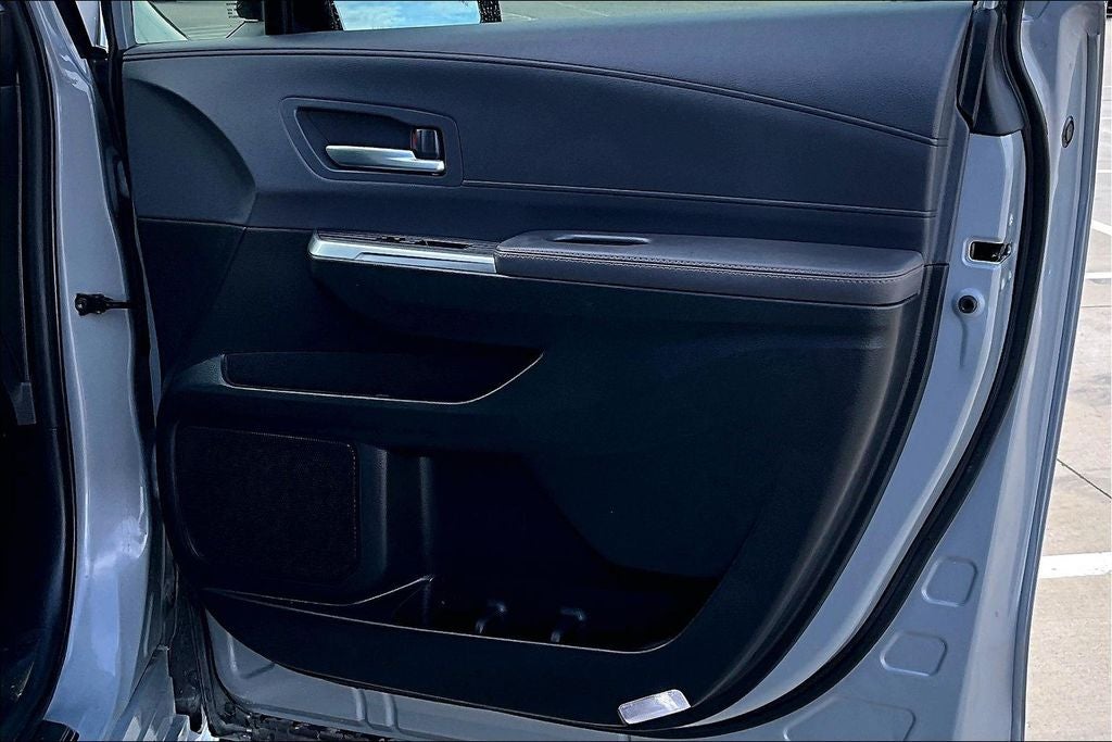 2024 Toyota Sienna Woodland Edition