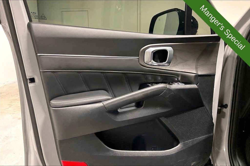 2025 Kia Sorento X-Line SX
