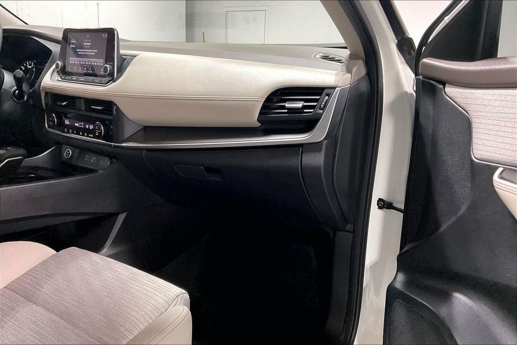 2023 Nissan Rogue SV FWD
