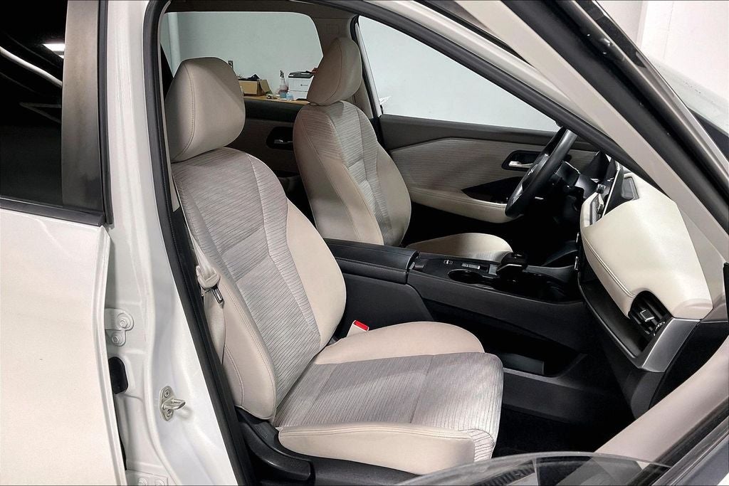 2023 Nissan Rogue SV FWD