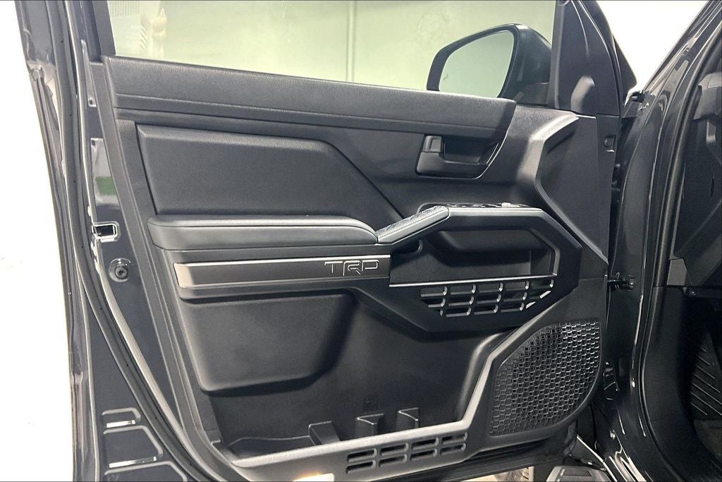 2025 Toyota 4Runner Hybrid TRD Off Road