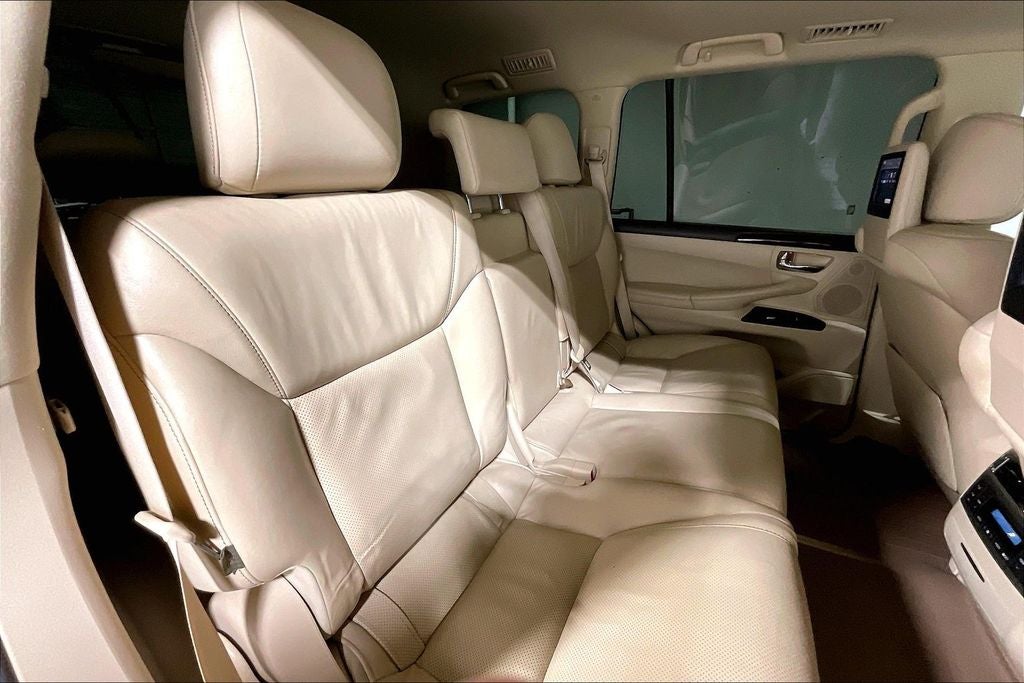 2013 Lexus LX 570 570