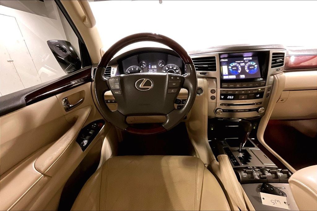2013 Lexus LX 570 570