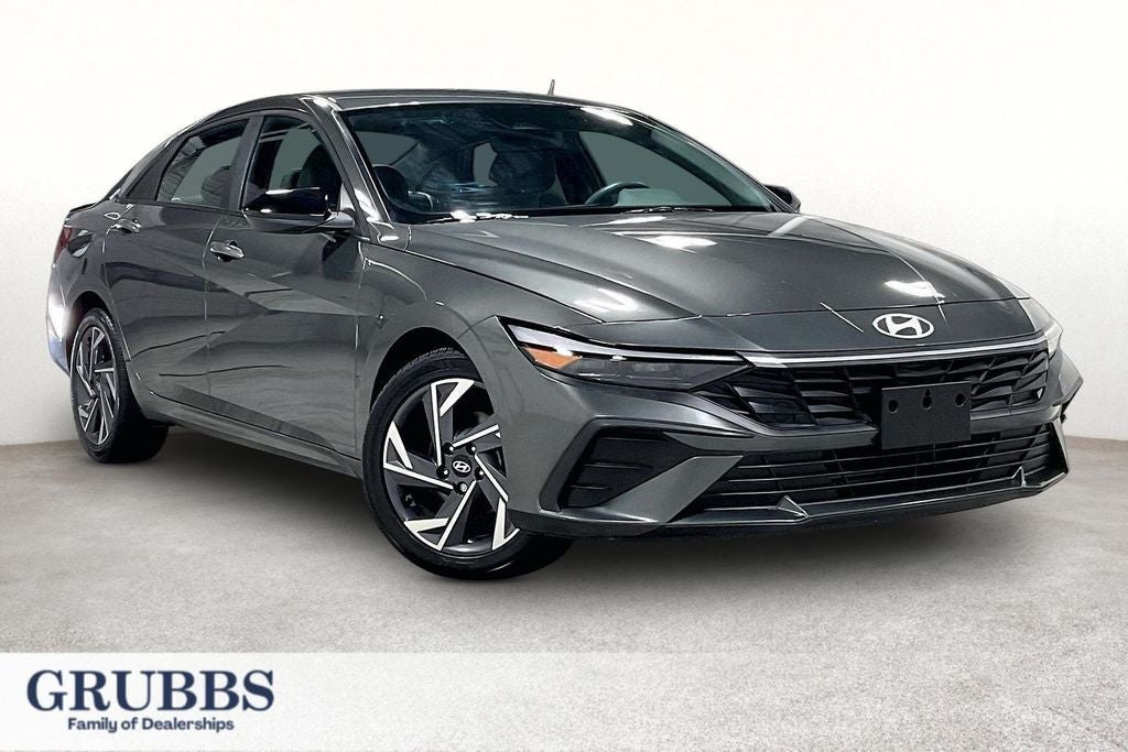 2025 Hyundai Elantra 2.0 SEL Sport IVT's photo
