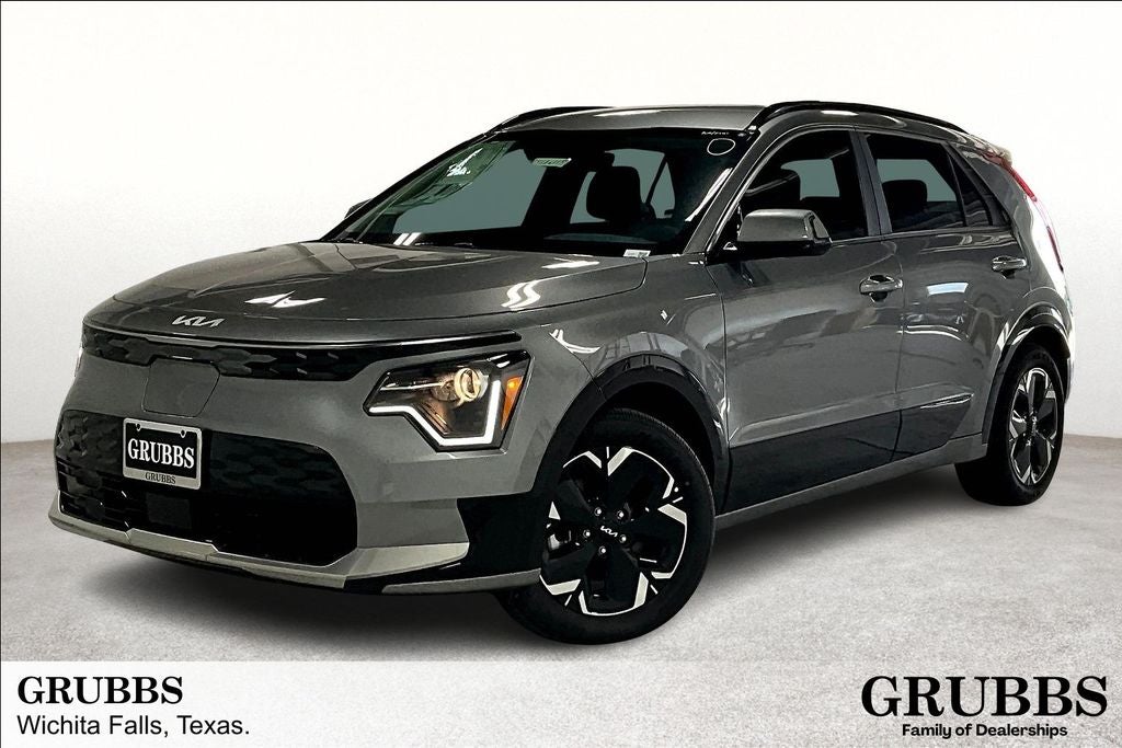Used 2024 Kia Niro Wind with VIN KNDCR3L14R5126158 for sale in Wichita Falls, TX