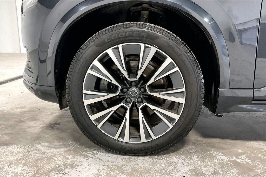 2021 Volvo XC90 T5 Momentum 7 Passenger