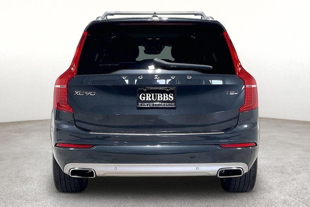 2021 Volvo XC90 T5 Momentum 7 Passenger