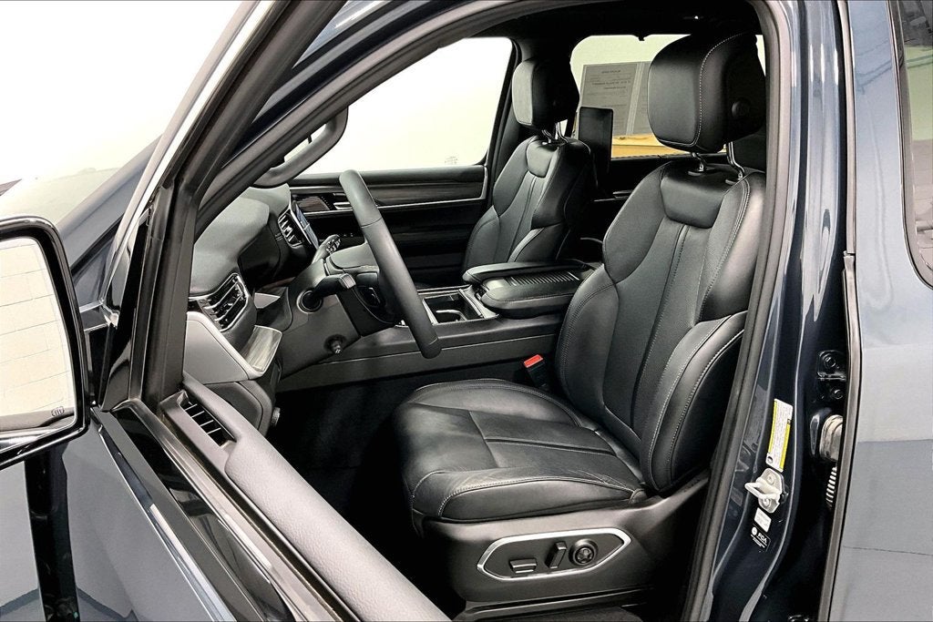 2024 Jeep Wagoneer Series III 4x4