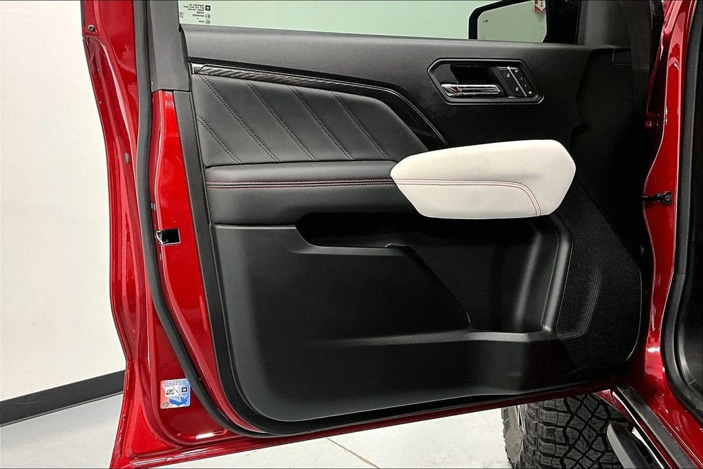 2023 GMC Canyon AT4X