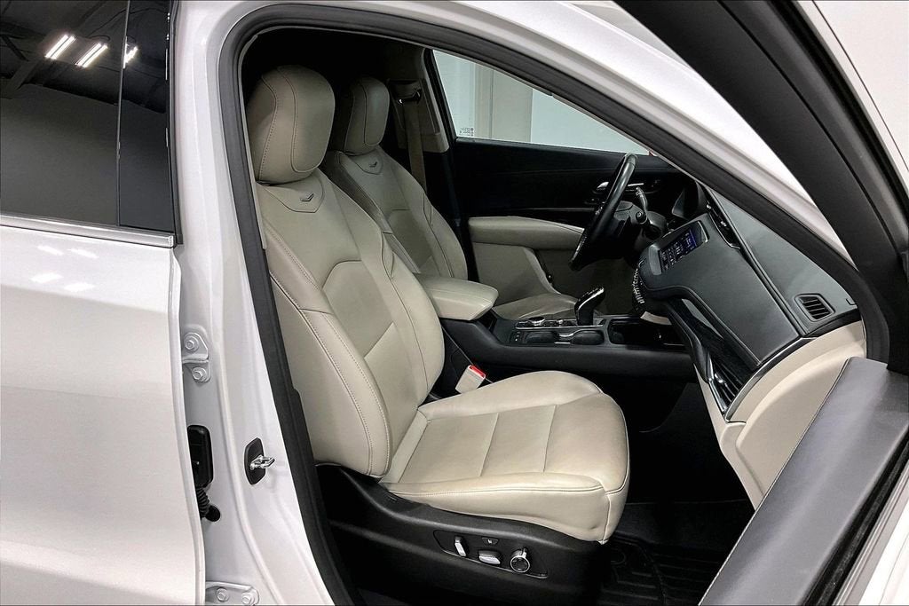 2020 Cadillac XT4 FWD Premium Luxury