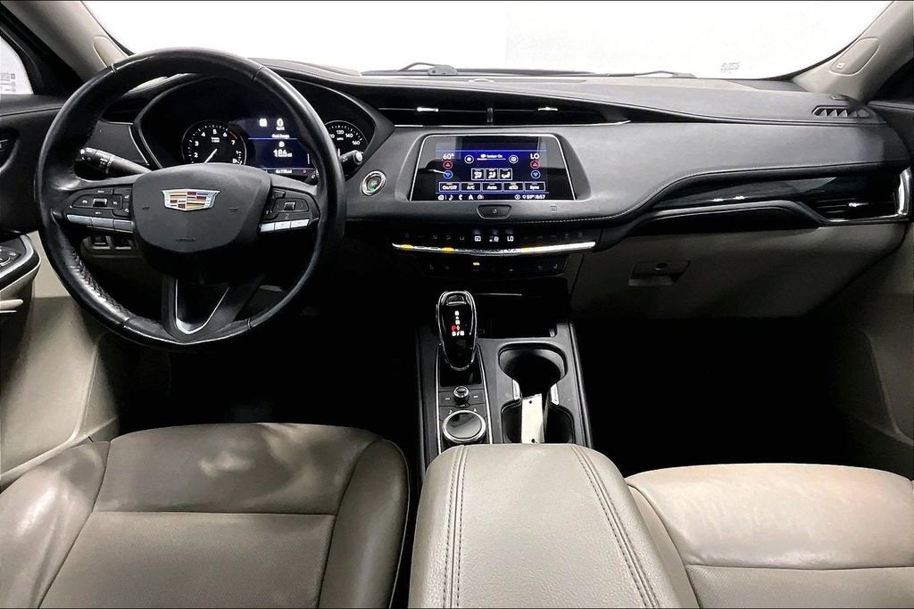 2020 Cadillac XT4 FWD Premium Luxury