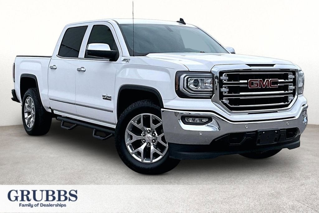 2018 GMC Sierra 4WD Crew Cab Short Box SLT's photo