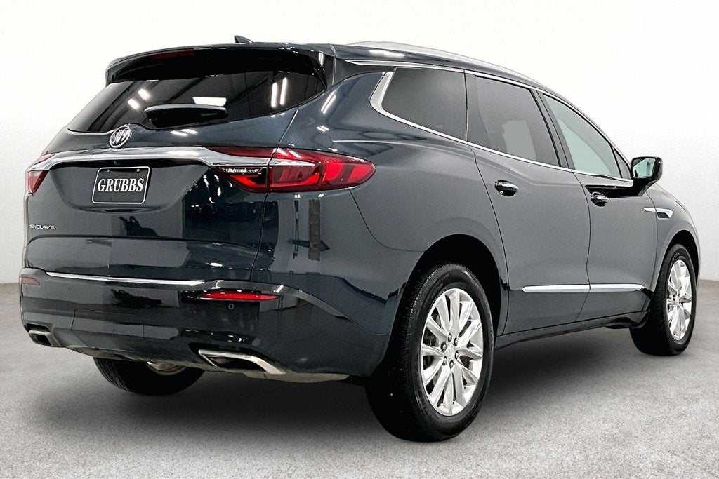 2021 Buick Enclave Essence