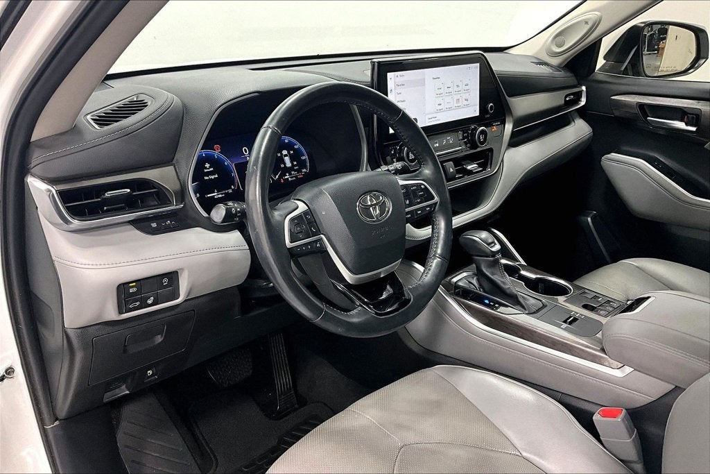 2023 Toyota Highlander Limited