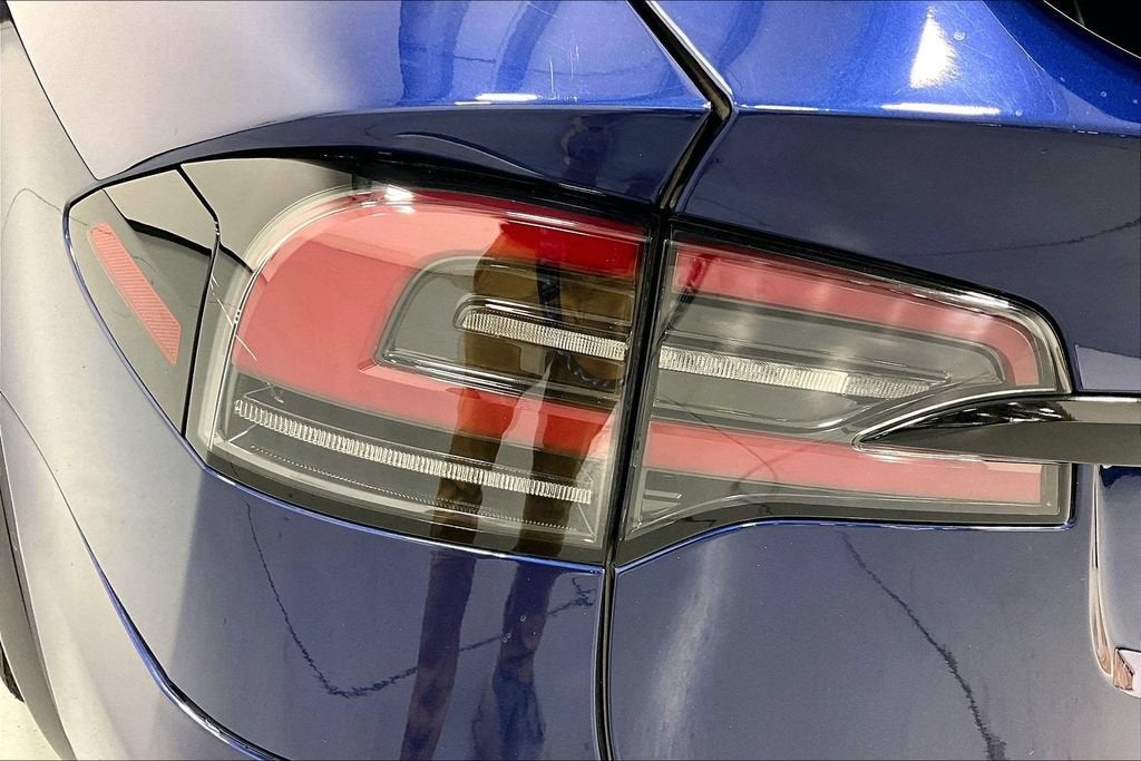 2022 Tesla Model X Dual Motor All-Wheel Drive