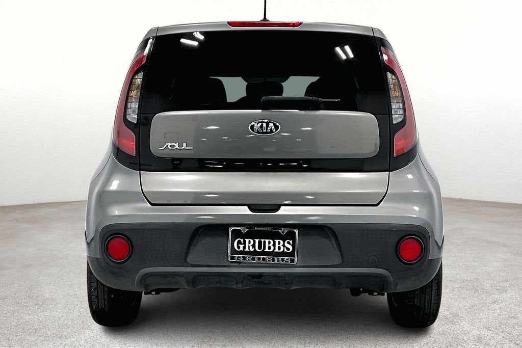 2017 Kia Soul Base
