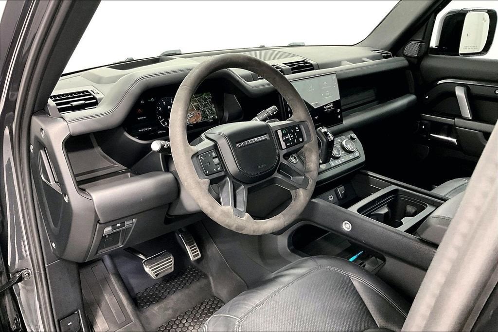 2024 Land Rover Defender Carpathian Edition